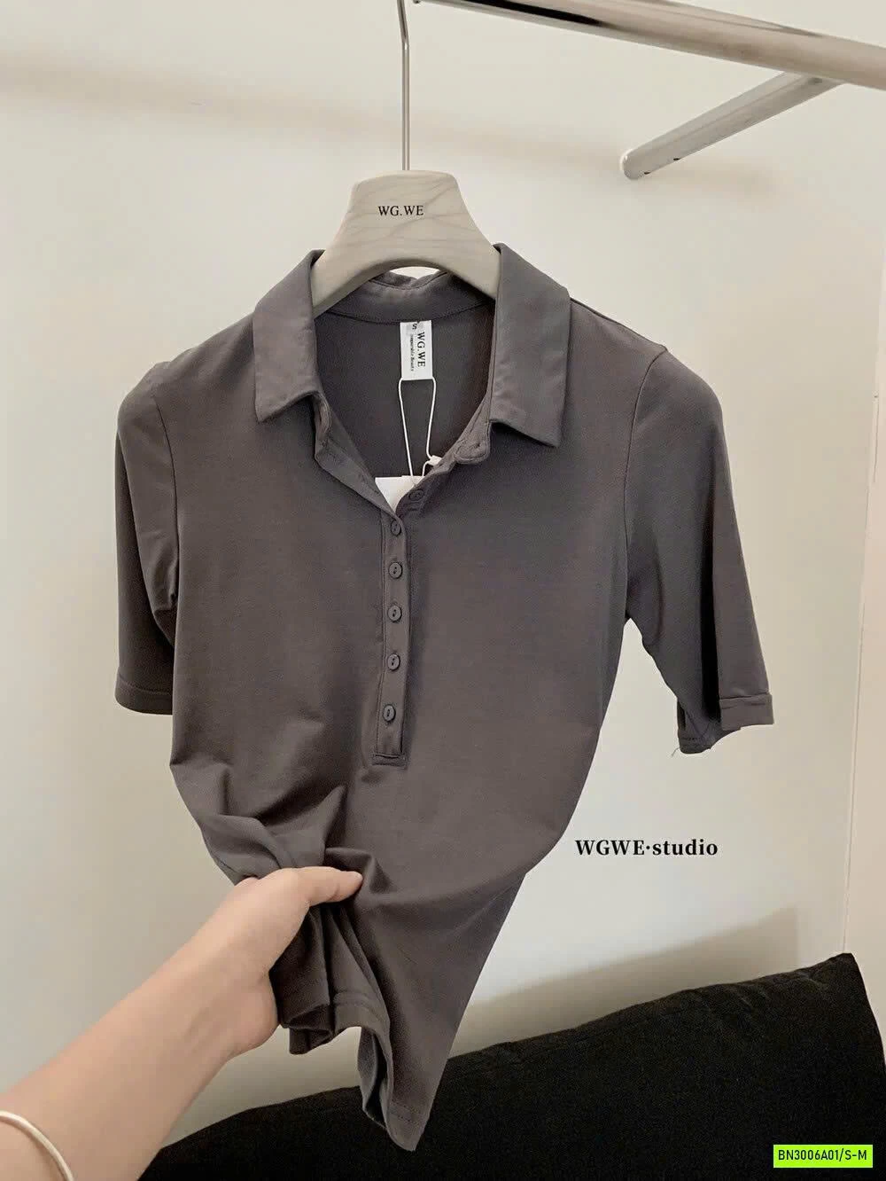 POLO CÚC NGỰC WGWE