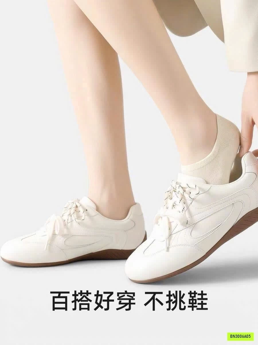 BOX 8 ĐÔI TẤT THÔNG HƠI