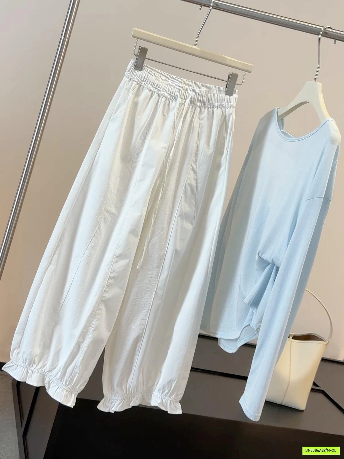 BAGGY BÈO GẤU ANNA
