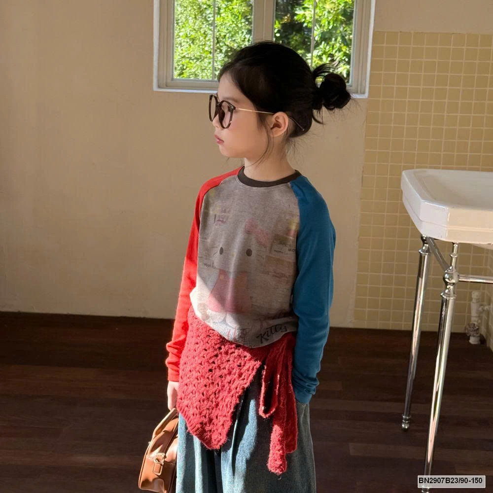 ÁO  THUN KITTY PHỐI MÀU XANH ĐỎ