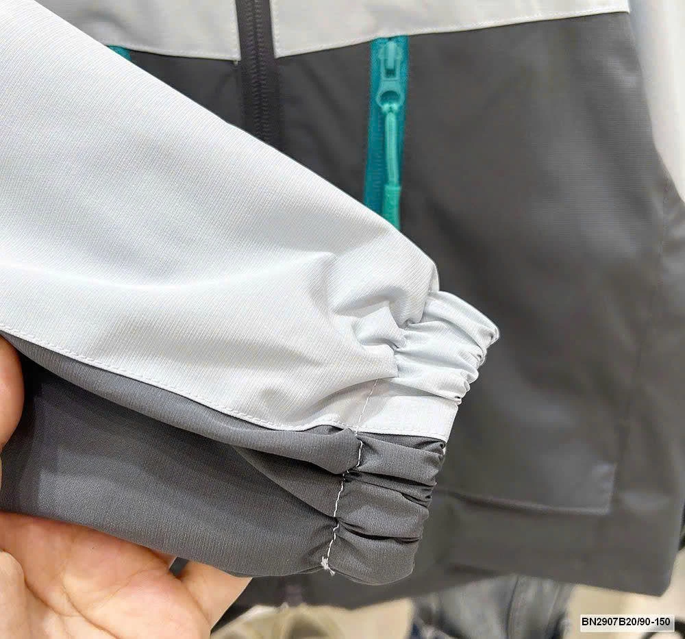 ÁO KHOÁC GIÓ KÈM MŨ NHÀ KACADY