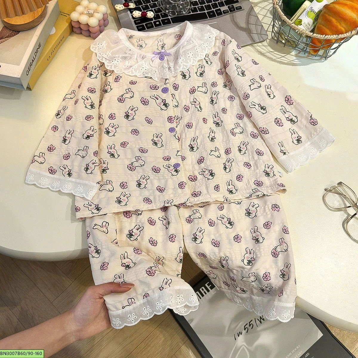 BỘ NGỦ HỌA TIẾT BÉ GÁI