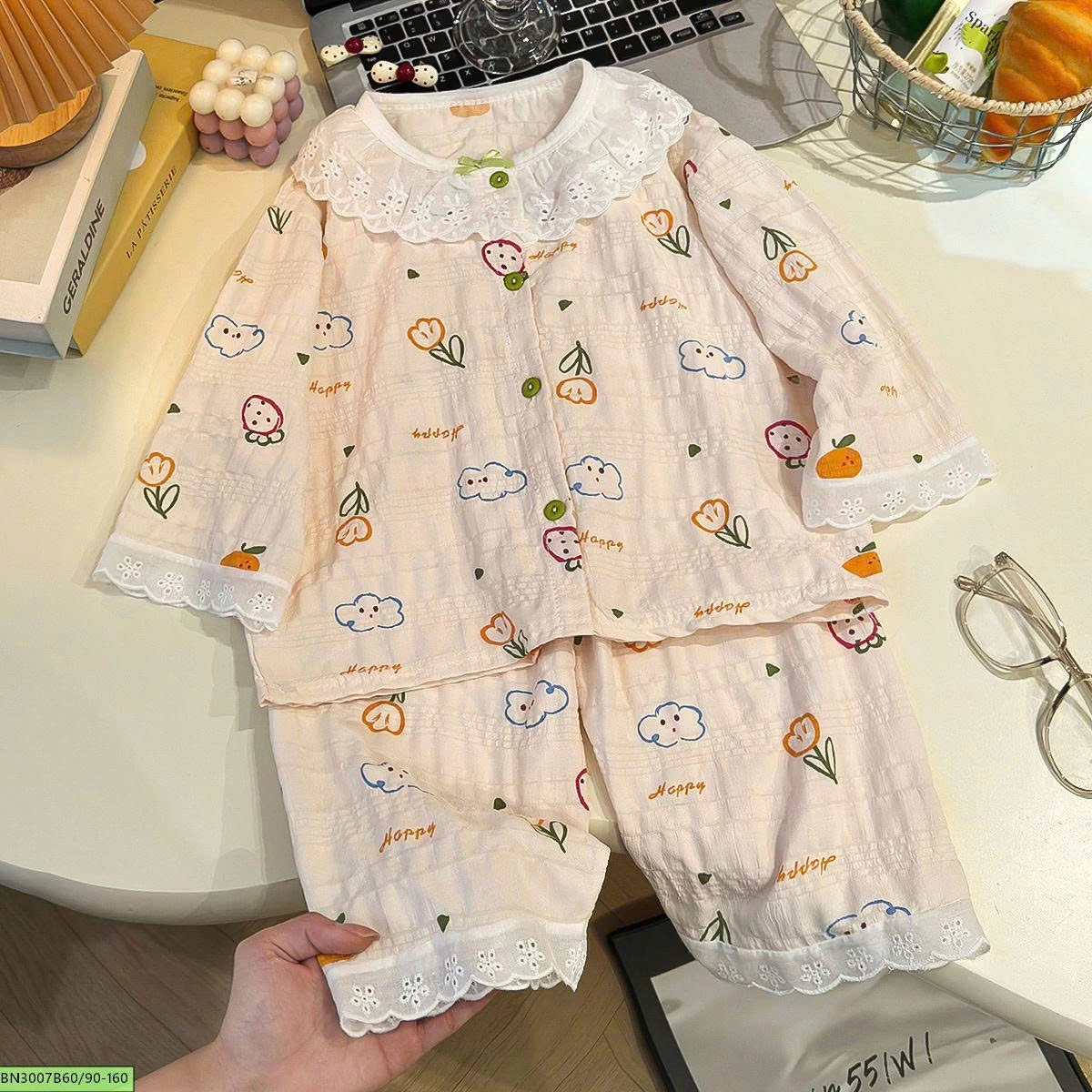 BỘ NGỦ HỌA TIẾT BÉ GÁI
