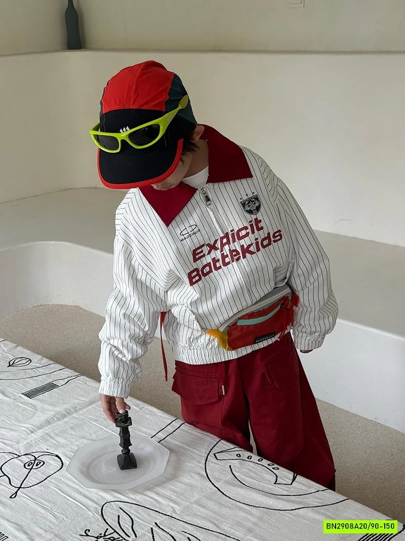 KHOÁC GIÓ SỌC CỔ PHỐI MÀU ĐỎ