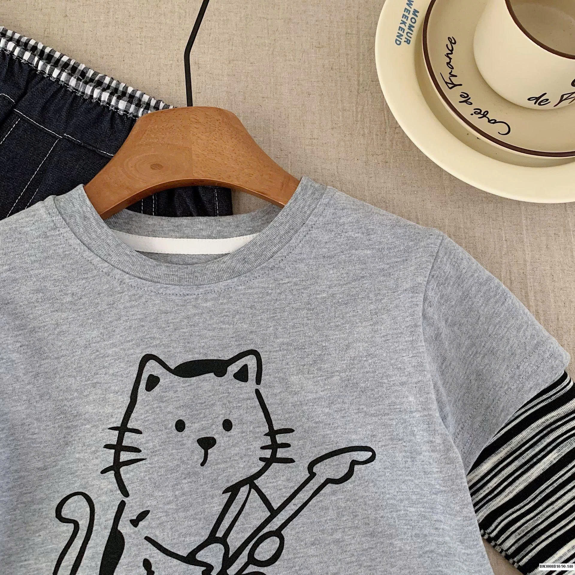 ÁO THUN MÈO TAY NỐI