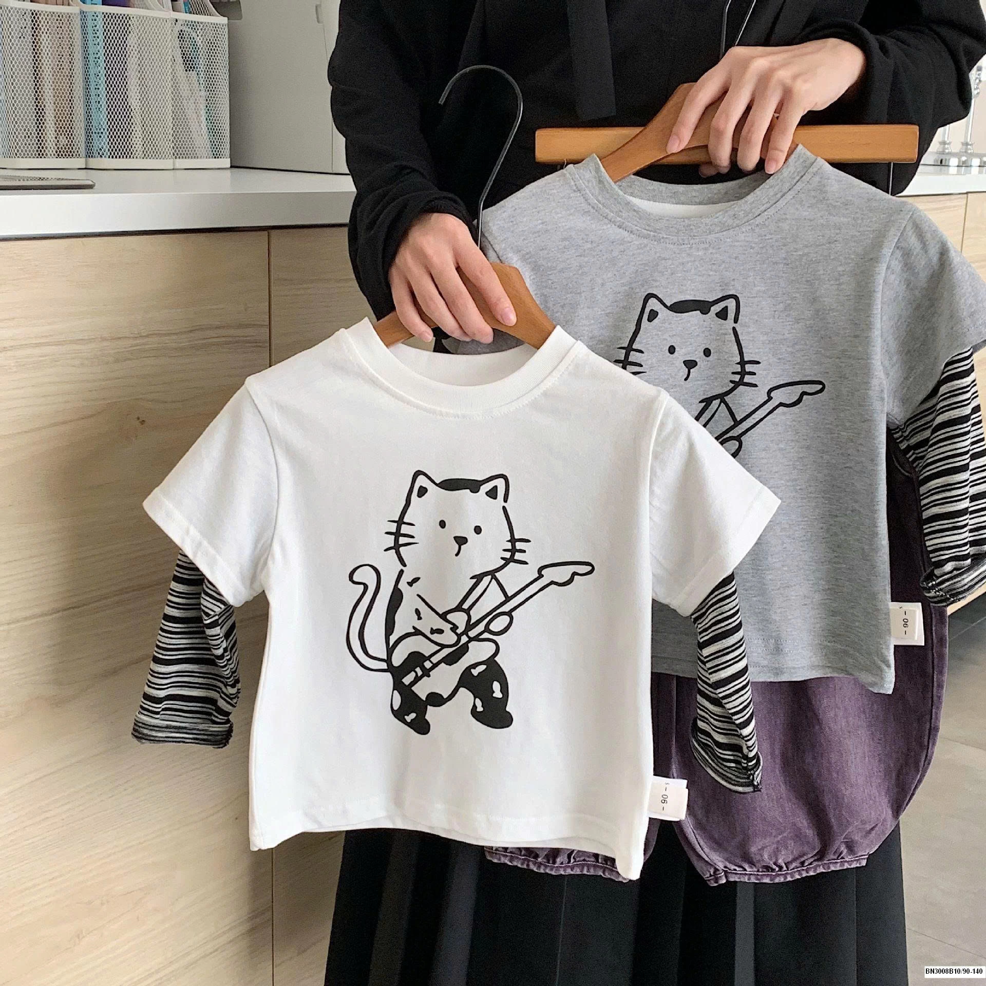 ÁO THUN MÈO TAY NỐI