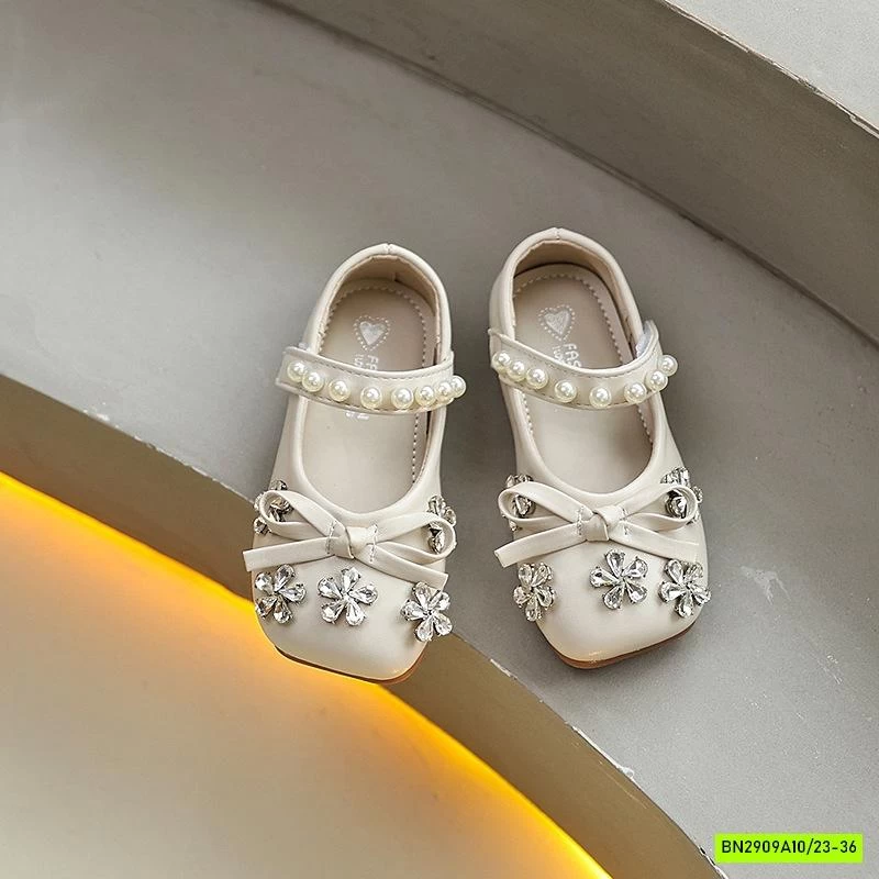 GIÀY BÚP BÊ GẮN HOA ĐÁ