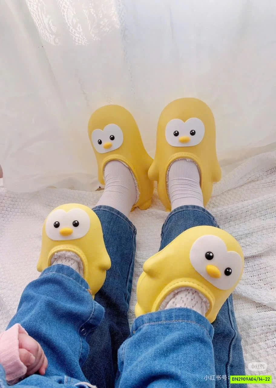 GIÀY NHỰA CHIM CÁNH CỤT LÓT LÔNG