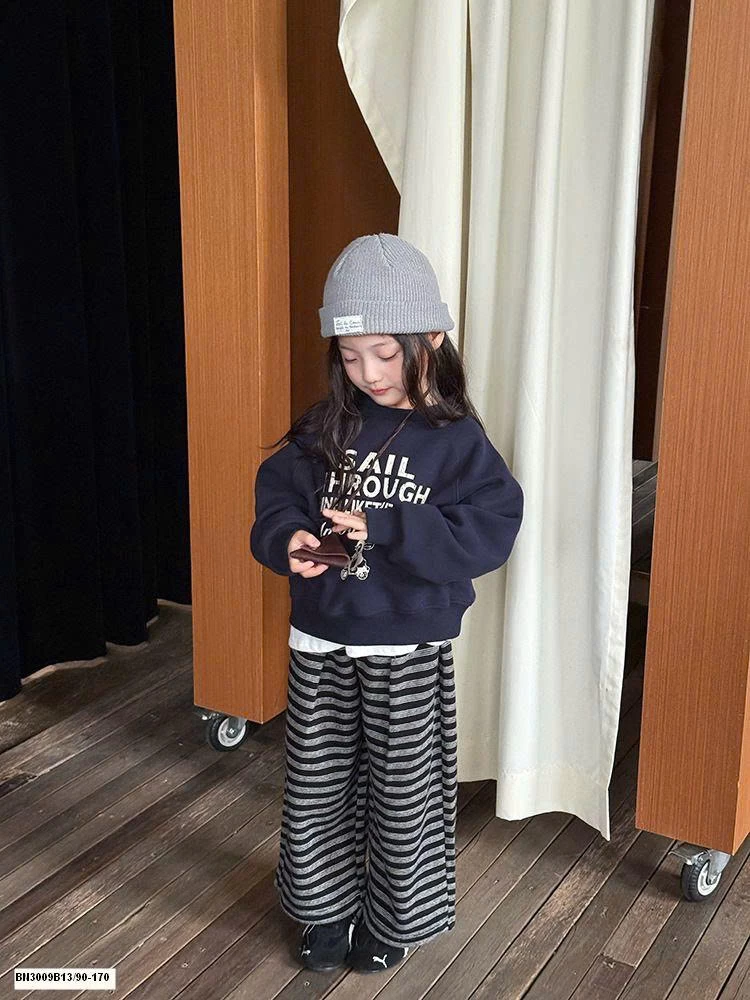 ÁO NỈ IN CHỮ AMBB