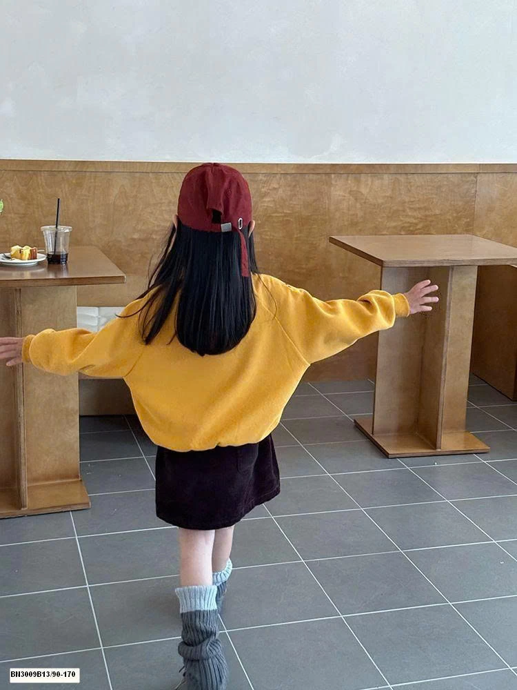 ÁO NỈ IN CHỮ AMBB