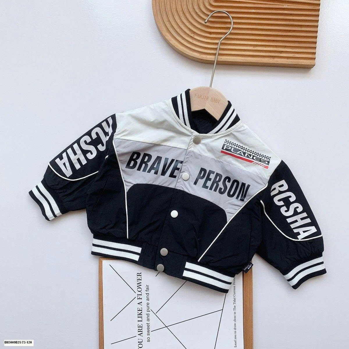 ÁO KHOÁC GIÓ THỂ THAO NHÍ