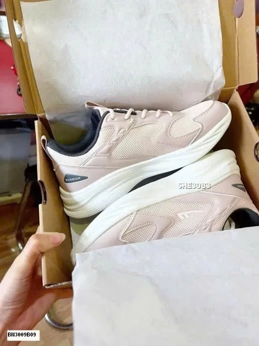 GIÀY THỂ THAO NAM NỮ HÃNG WARRIOR