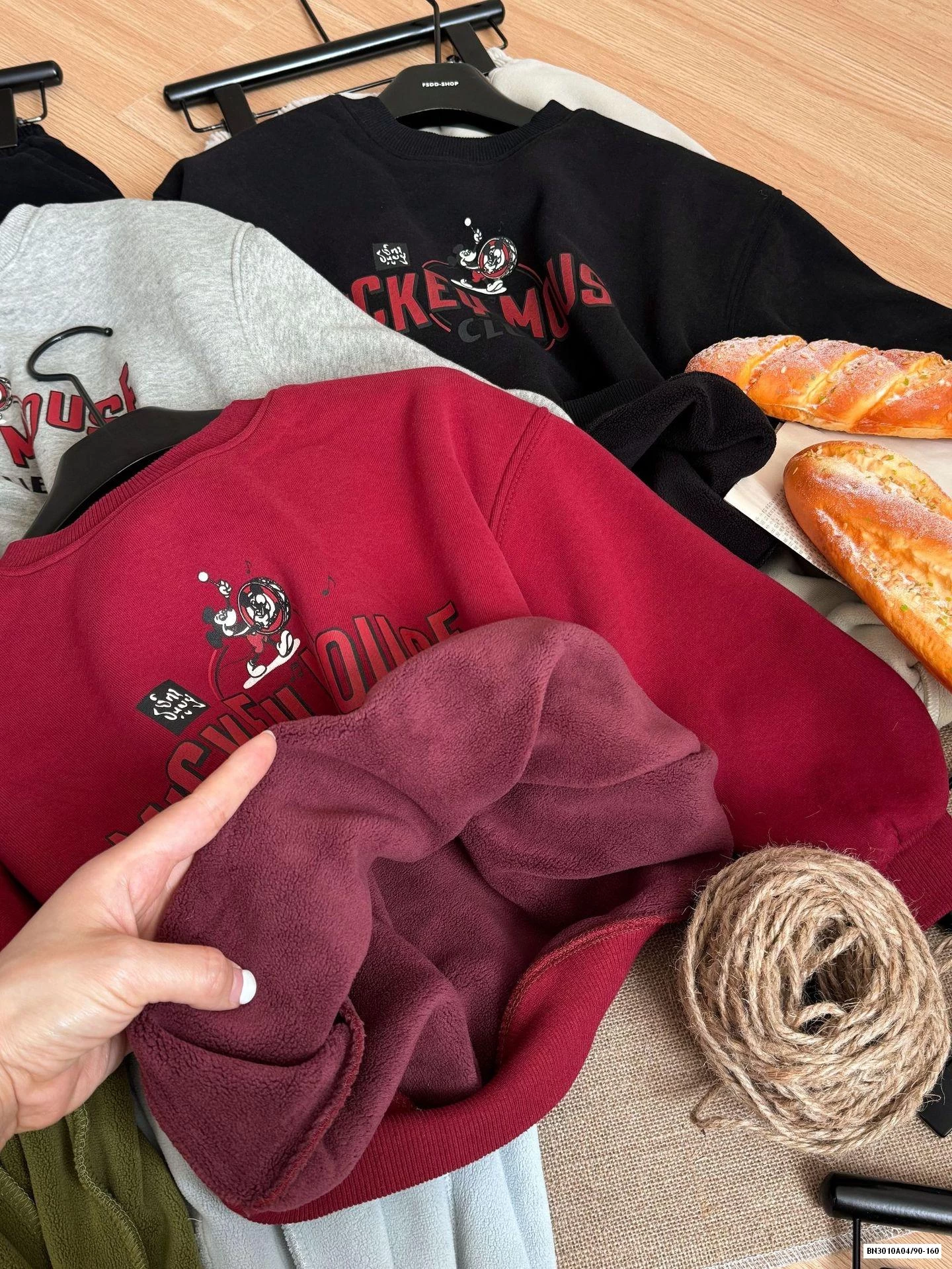 ÁO NỈ MICKEY LÓT NHUNG