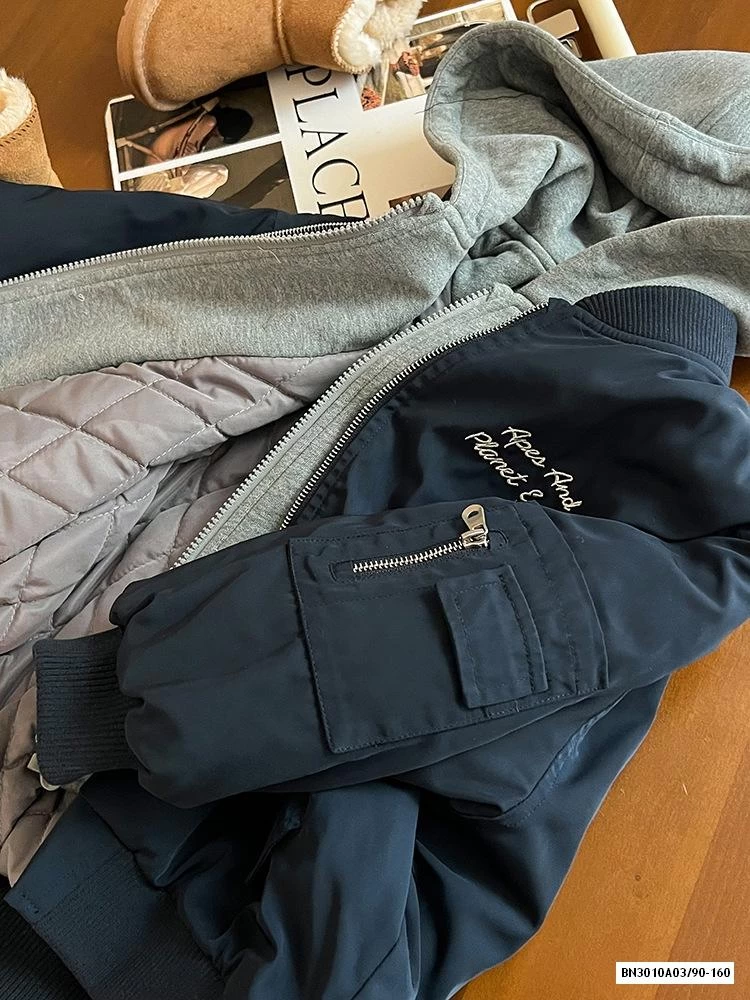 KHOÁC TRẦN BÔNG LIỀN MŨ 24A126 AMBB