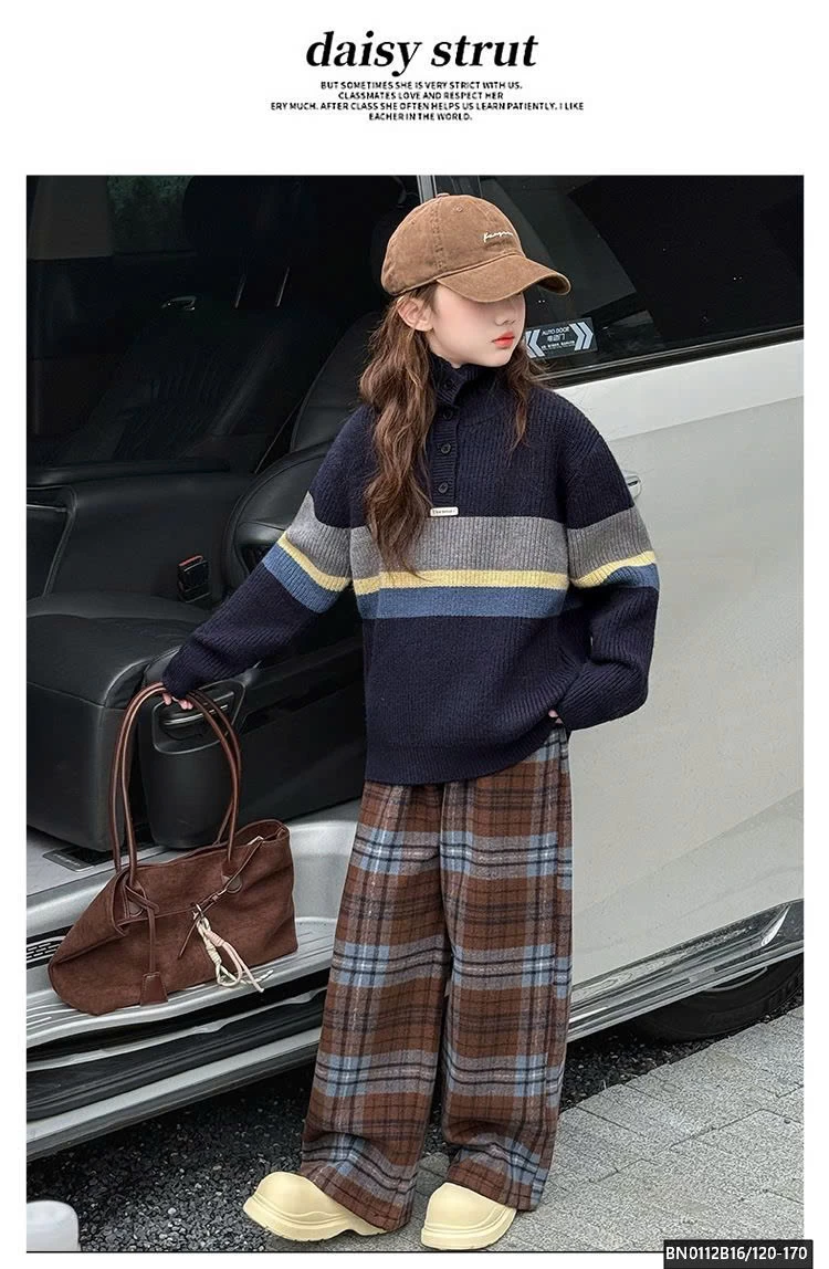 SÉT ÁO LEN KẺ PHỐI MÀU MIX QUẦN DẠ CARO