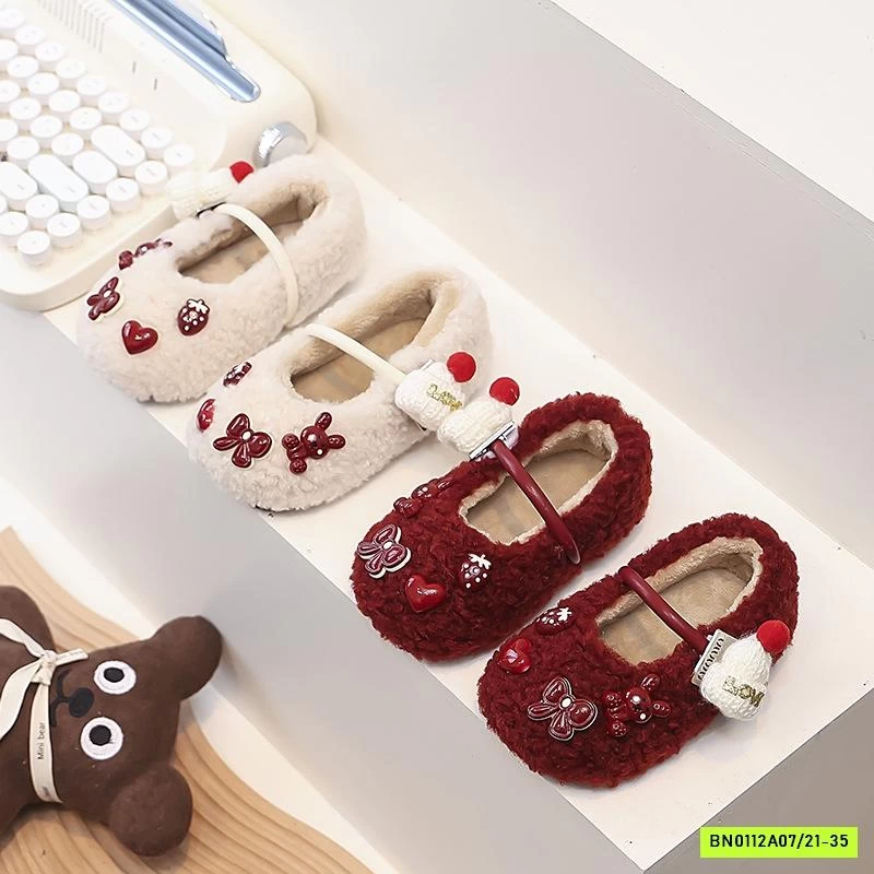 GIÀY LÔNG CỪU GẮN THỎ ĐÁNG YÊU