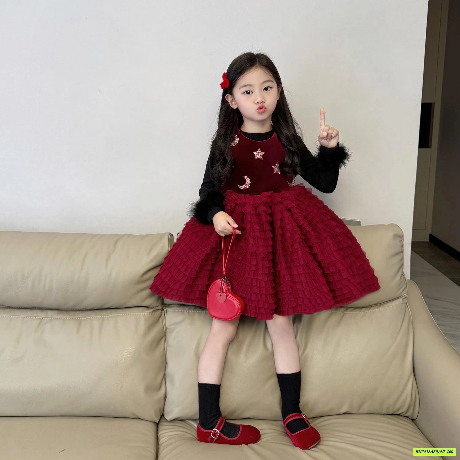 ĐẦM TUTU ĐỎ LÓT NHUNG