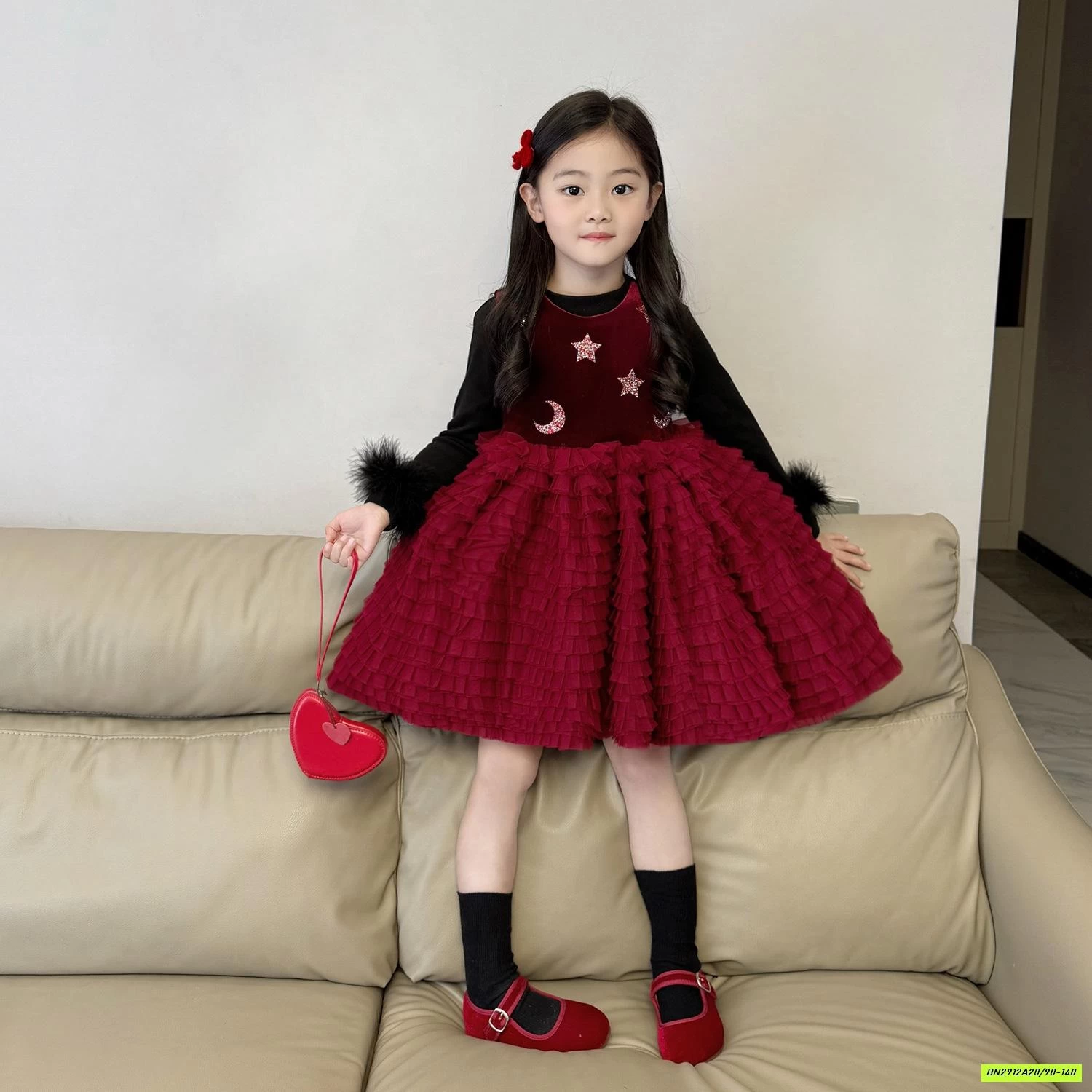 ĐẦM TUTU ĐỎ LÓT NHUNG