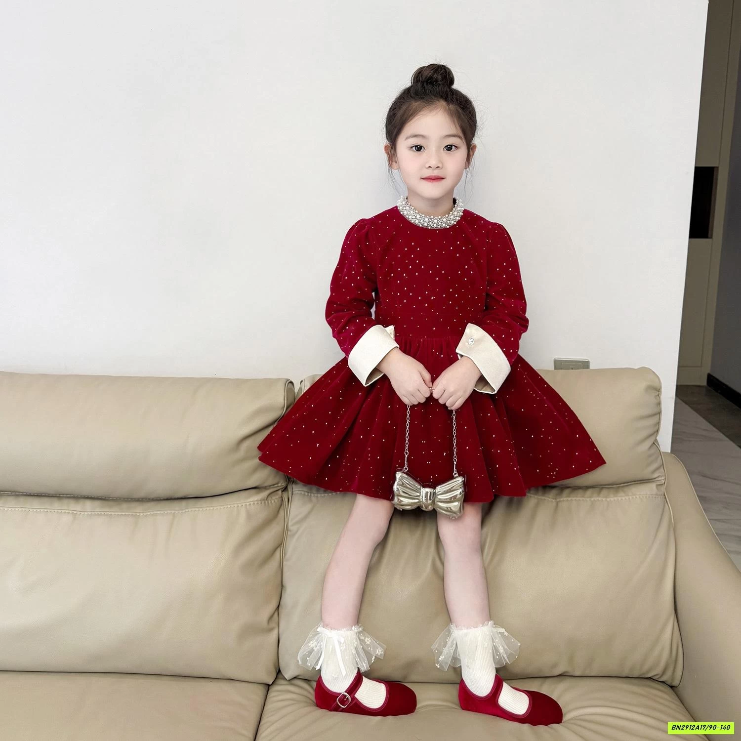 ĐẦM ĐỎ NHUNG BLING CỔ NGỌC LÓT NHUNG