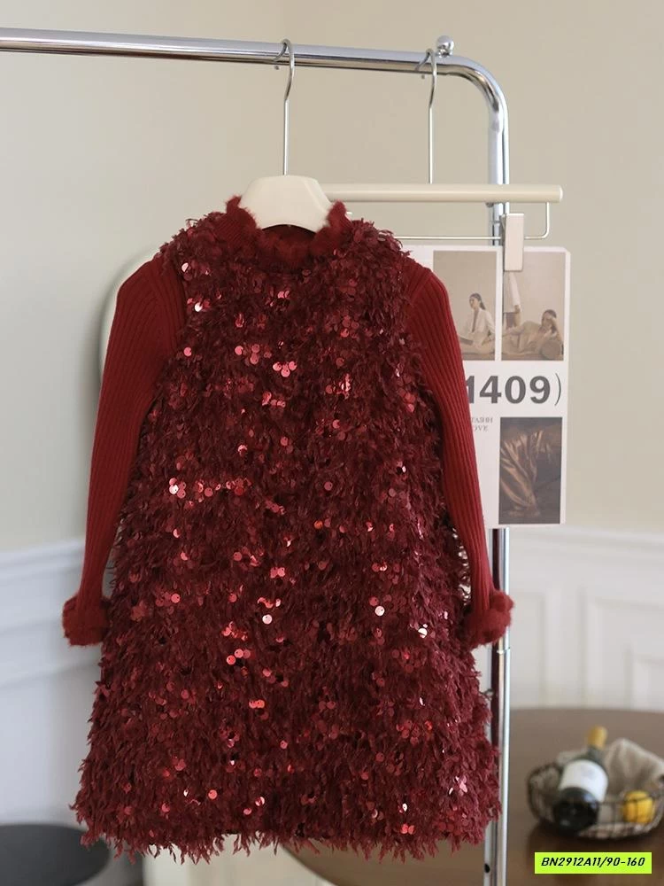 ĐẦM ĐỎ BLING TRẦN TRÁM AMBB