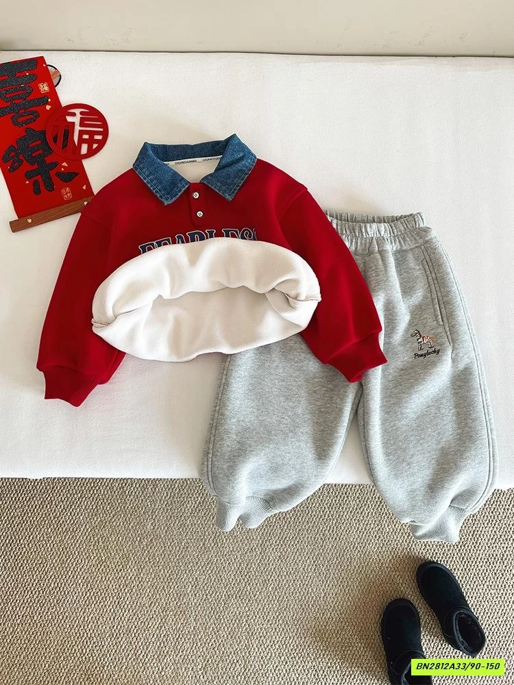 ÁO NỈ ĐỎ LÓT NHUNG CỔ JEANS CCM