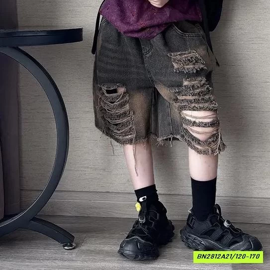 ÁO THUN VẢY SƠN MIX SHORT JEANS RÁCH