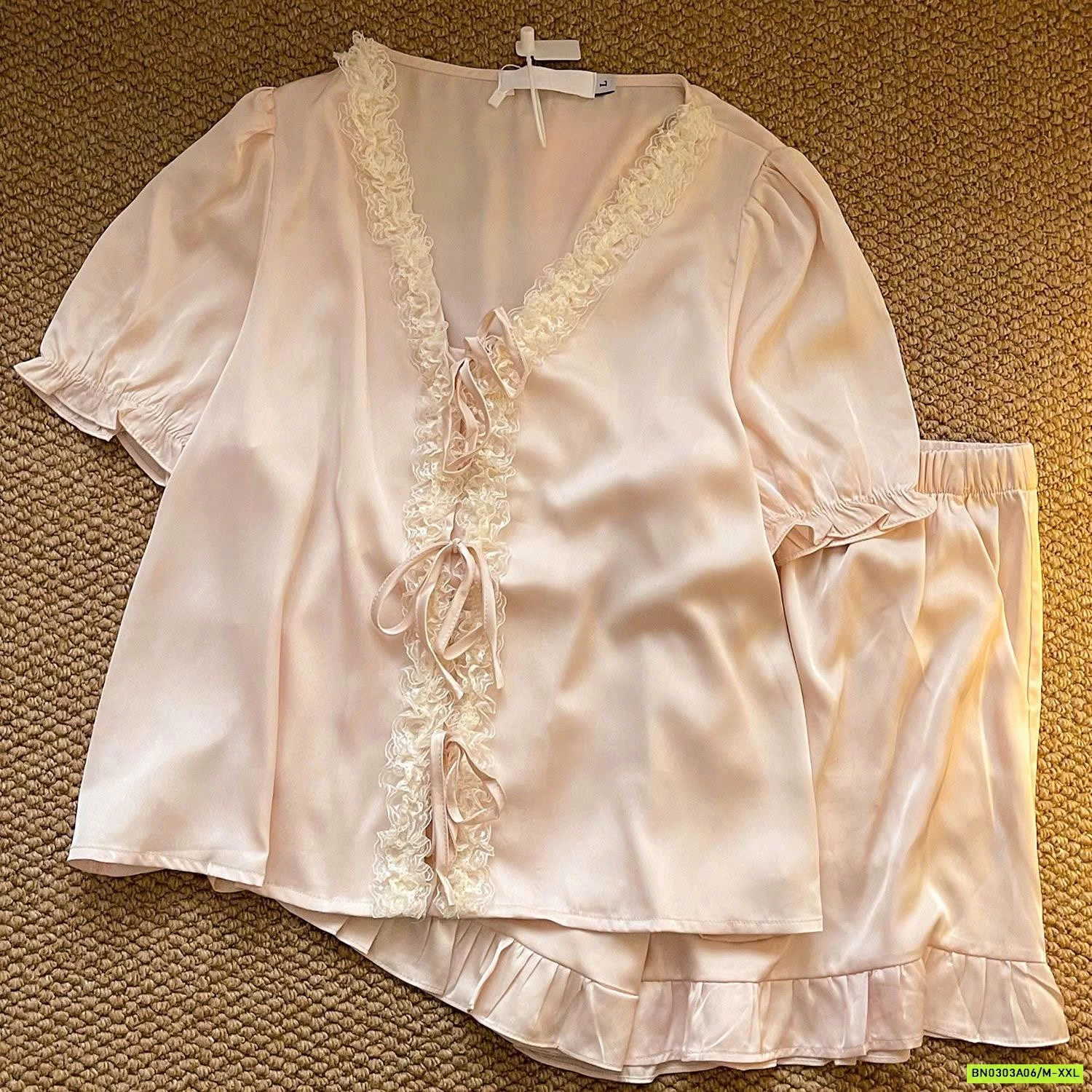 BỘ NGỦ LỤA HỒNG VIỀN REN