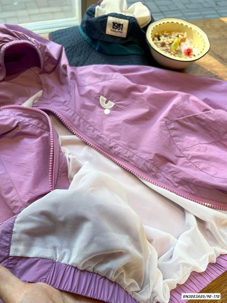 KHOÁC GIÓ CHỐNG NẮNG 25B048 AMBB