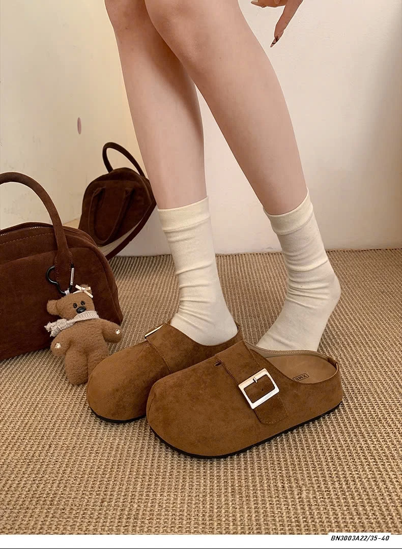 SỤC DA LỘN ĐẾ BÁNH MỲ