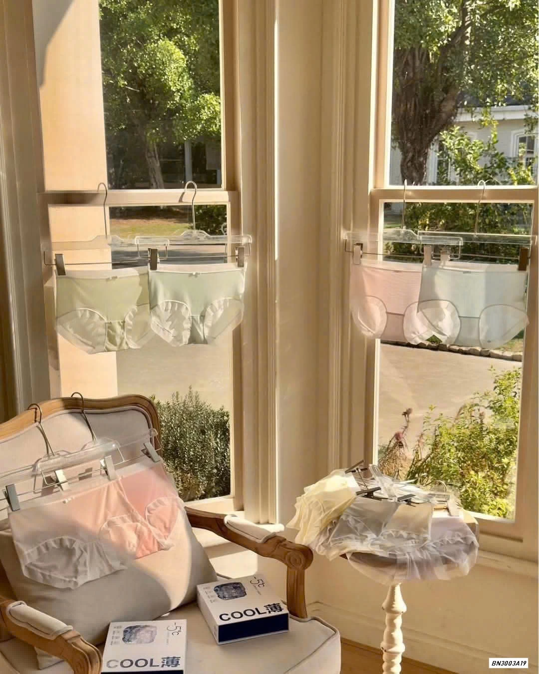 HỘP 10 CHIP SU BĂNG NỮ