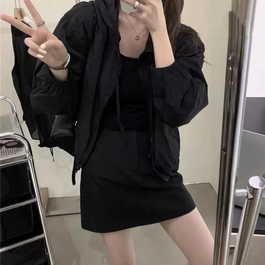 KHOÁC GIÓ CHỐNG NẮNG