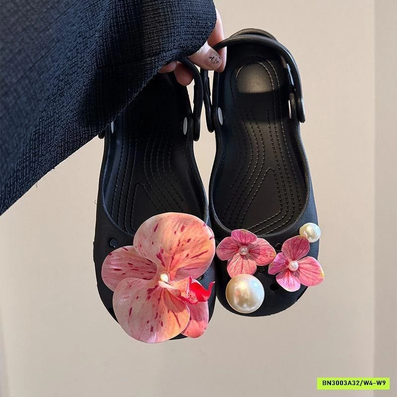 CROCS BỆT GẮN CHARM