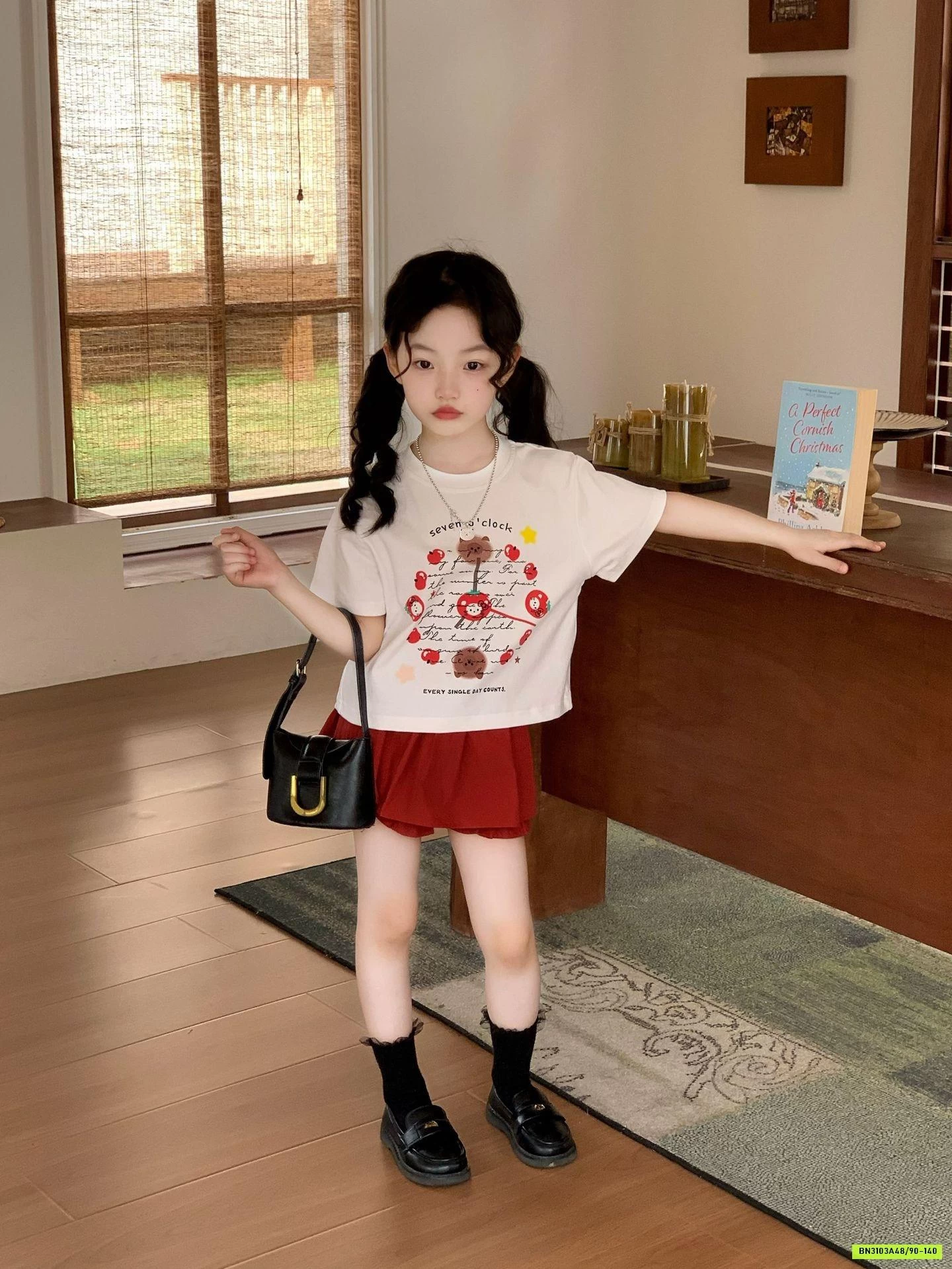 ÁO GẤU MIX QUẦN GIẢ VÁY ĐỎ