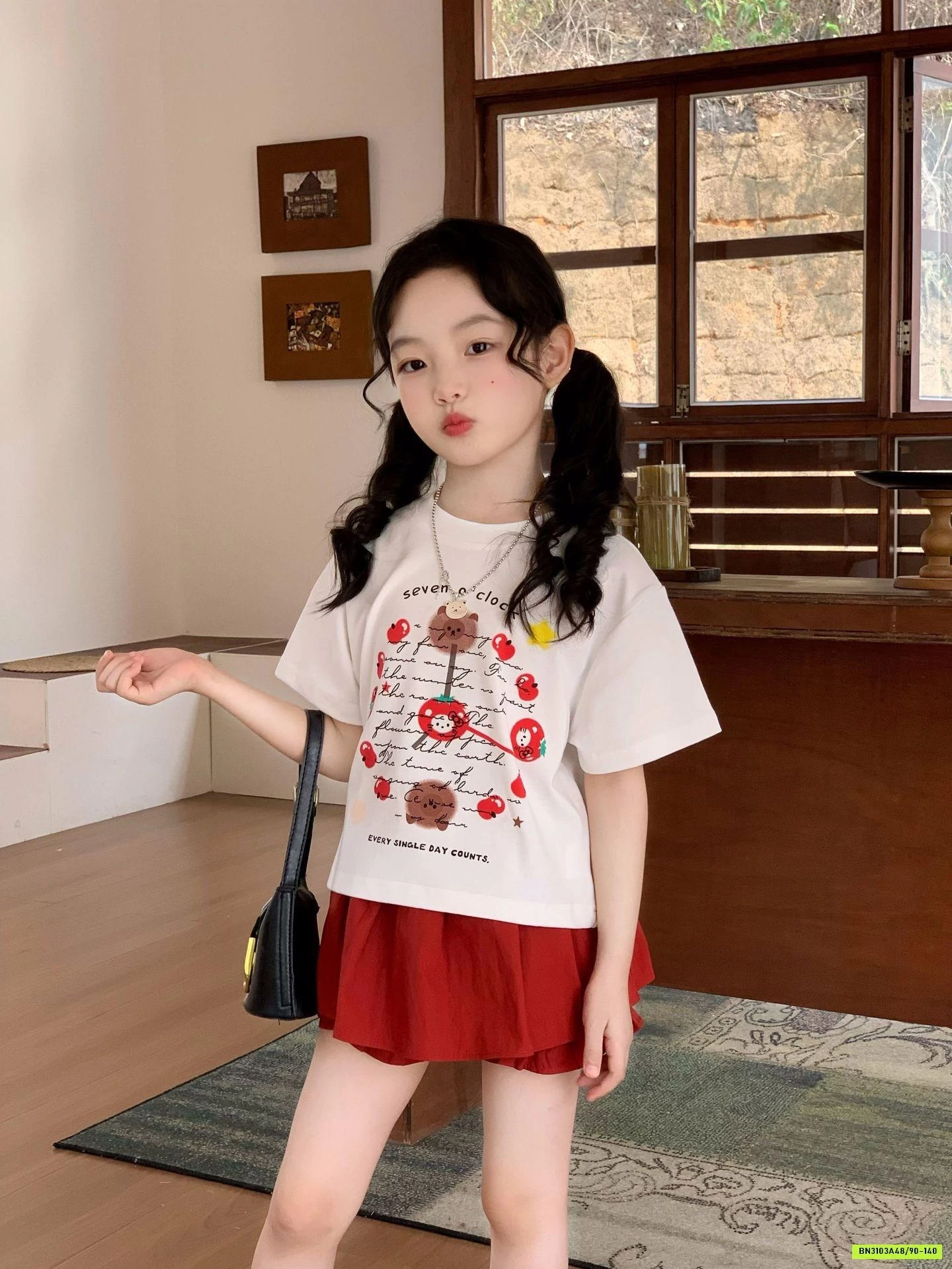 ÁO GẤU MIX QUẦN GIẢ VÁY ĐỎ