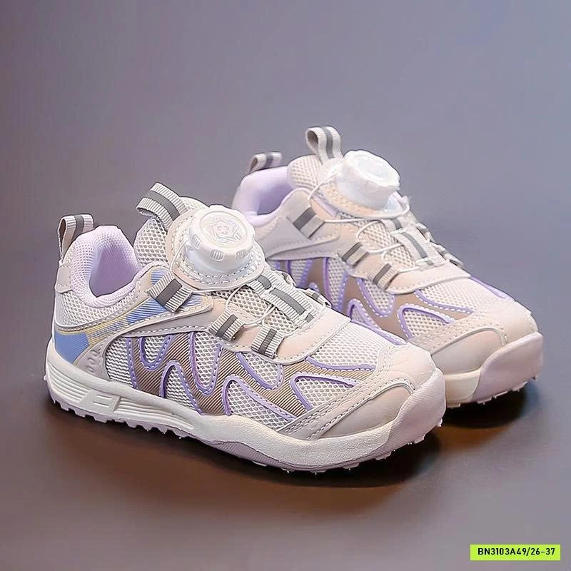 GIÀY THỂ THAO THÔNG HƠI KHÓA XOAY