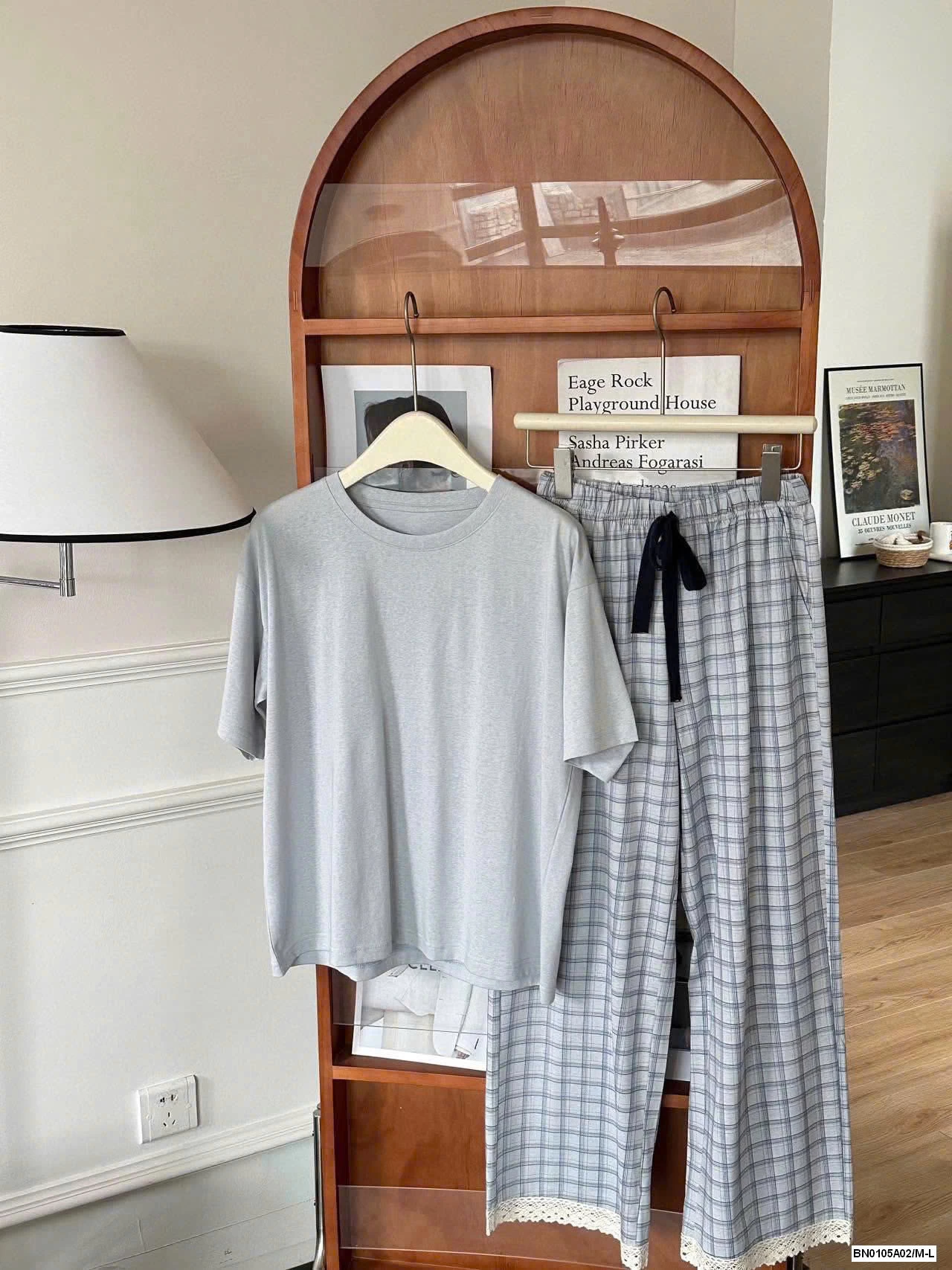 BỘ MẶC NHÀ QUẦN KẺ NỮ