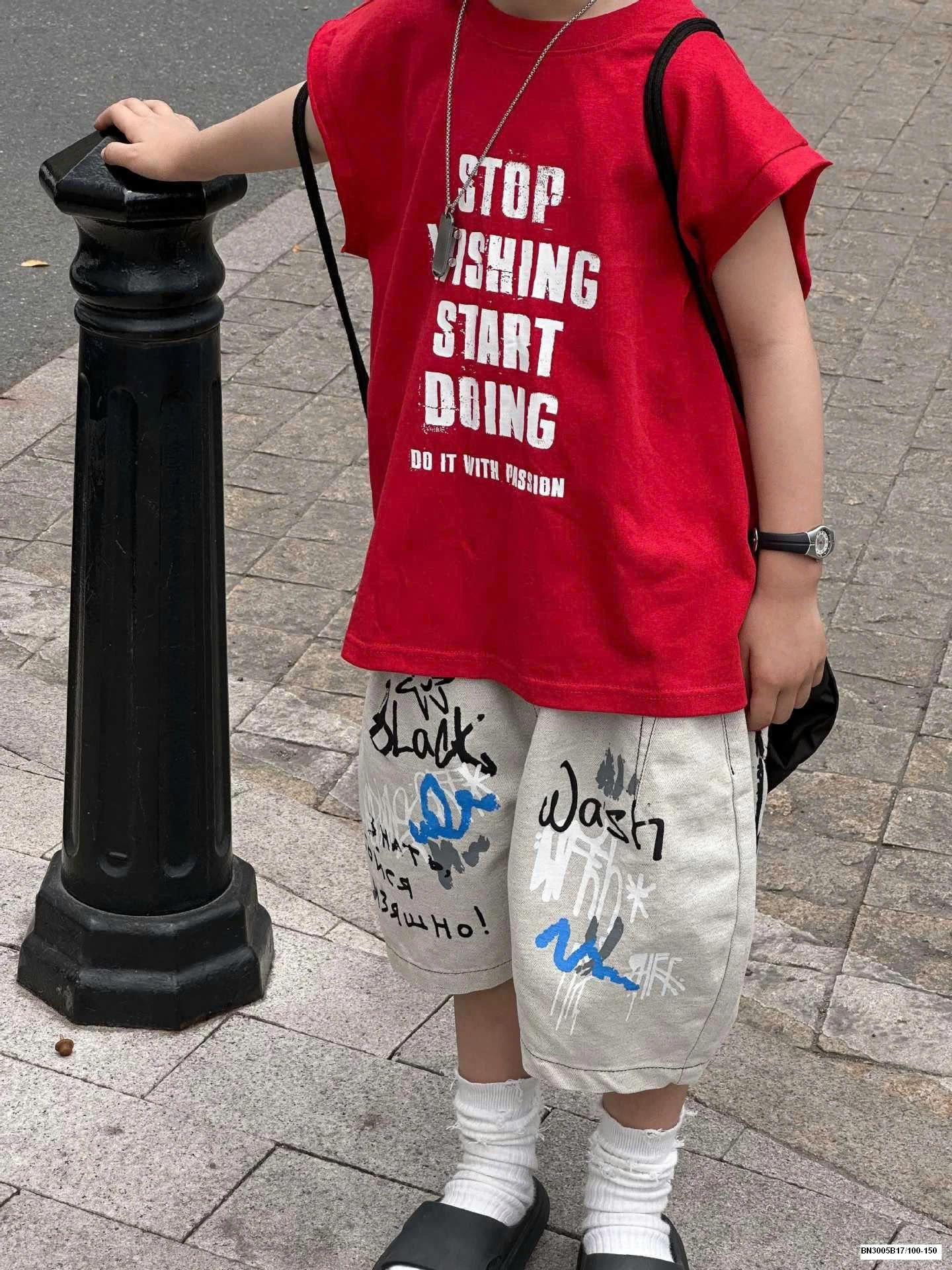 QUẦN IN CHỮ BÉ TRAI