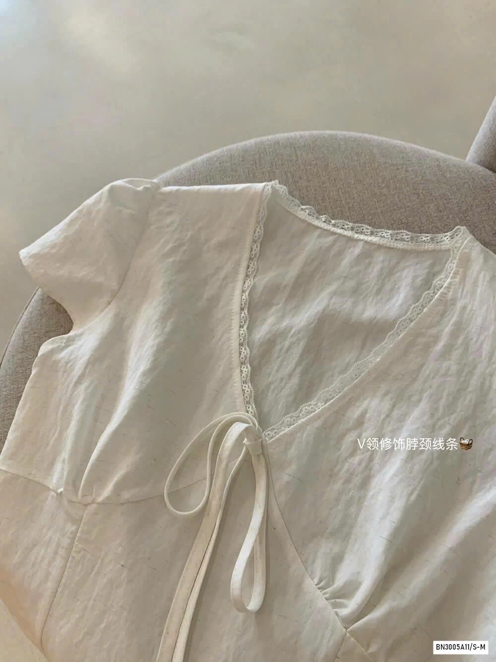 SƠ MI TAY HẾN CỔ V WG.WE