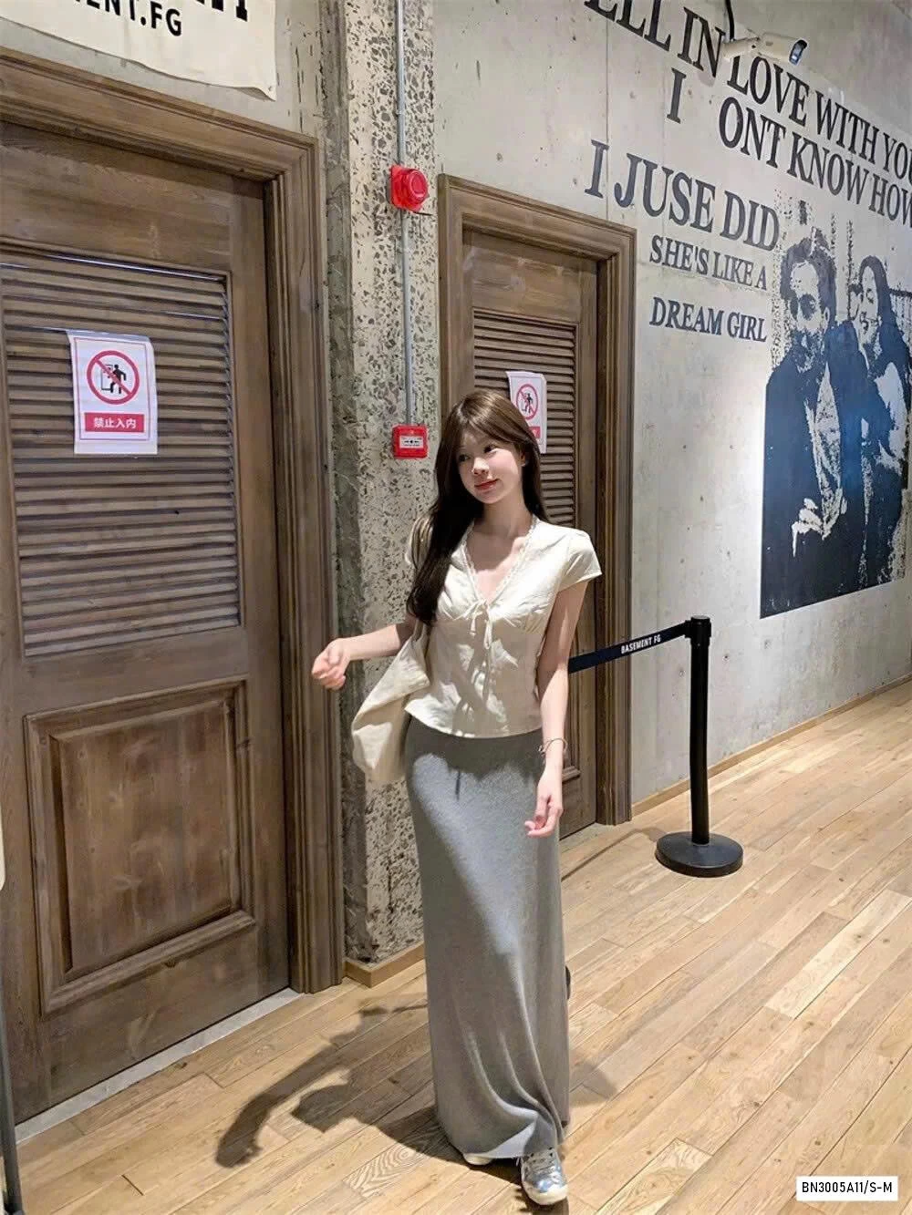 SƠ MI TAY HẾN CỔ V WG.WE