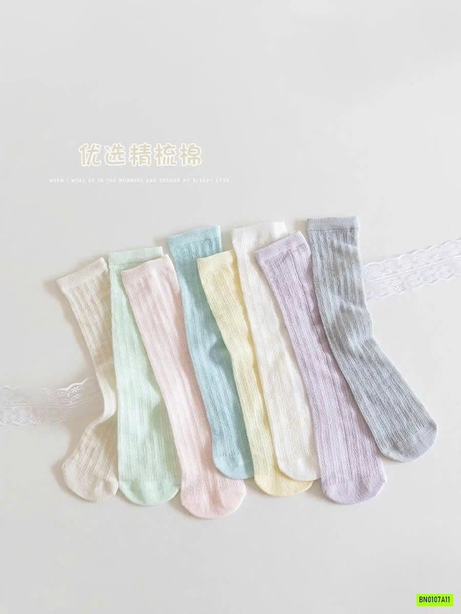 SÉT 8Đ TẤT MỎNG NGANG GỐI