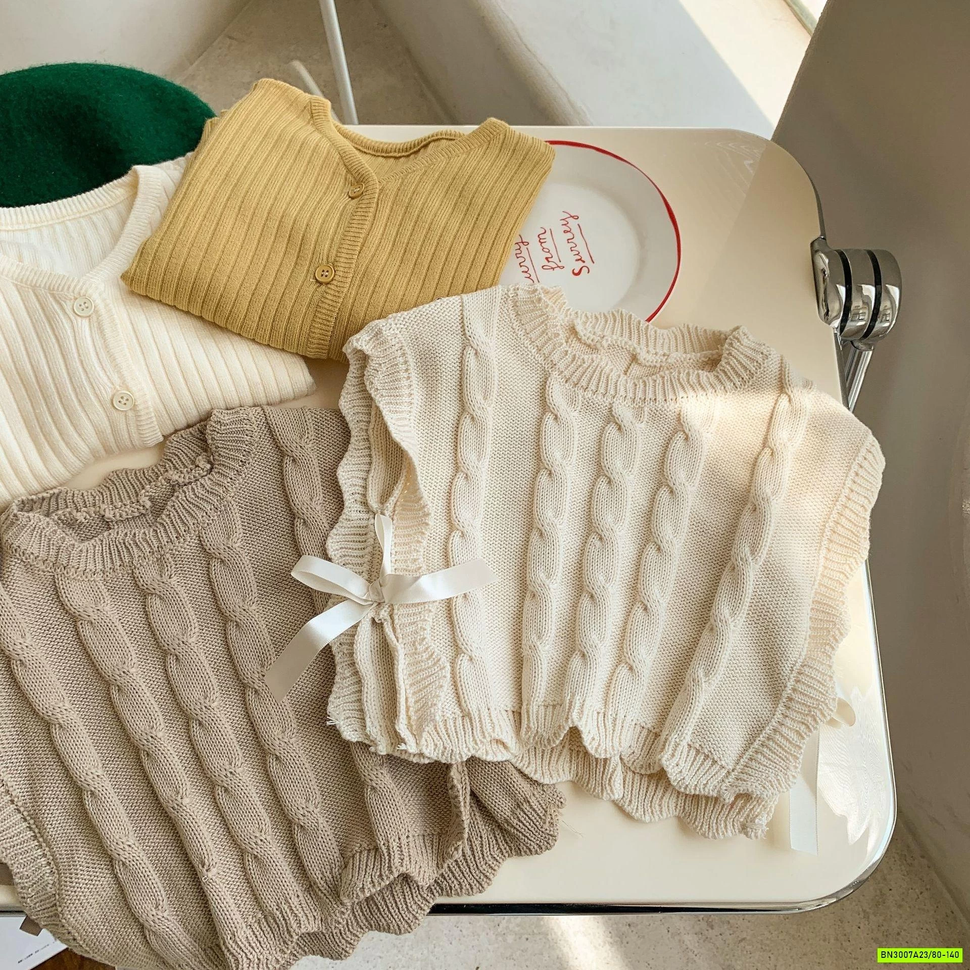 GILE LEN BUỘC NƠ BÊN HÔNG