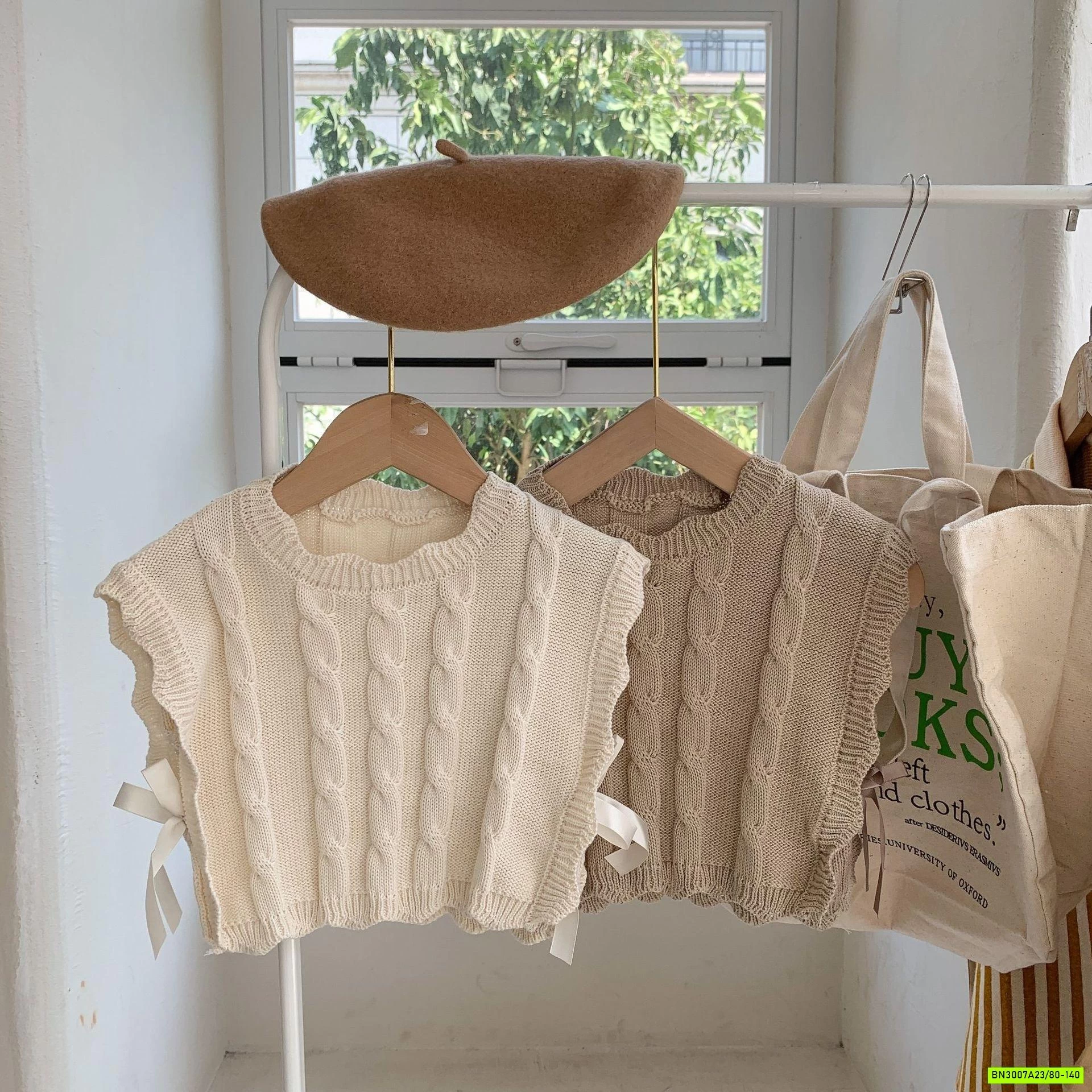 GILE LEN BUỘC NƠ BÊN HÔNG