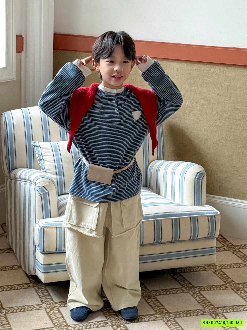 ÁO NỈ XANH KẺ CỔ TRỤ