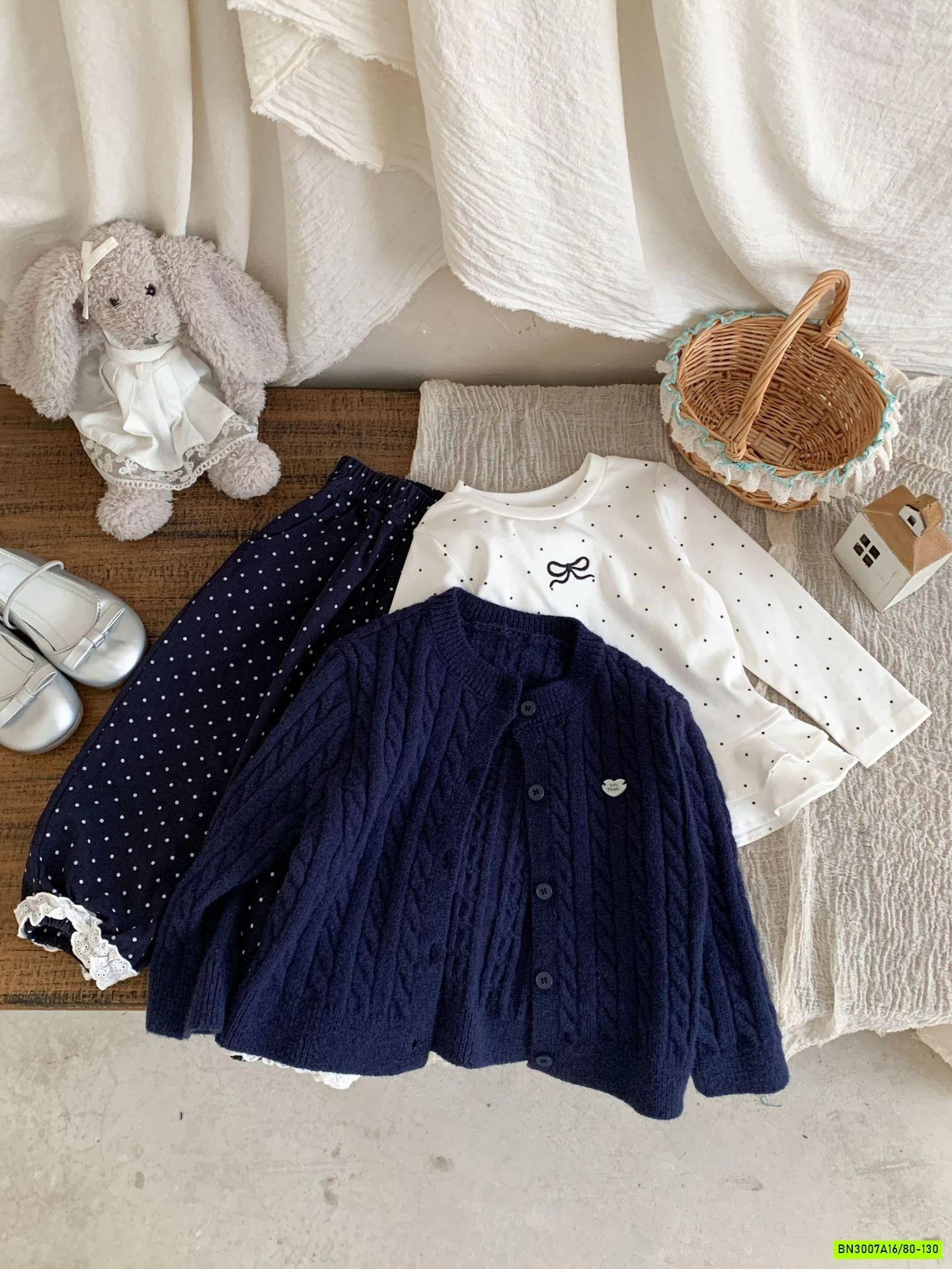 SÉT KHOÁC LEN MIX ÁO BI QUẦN BOM