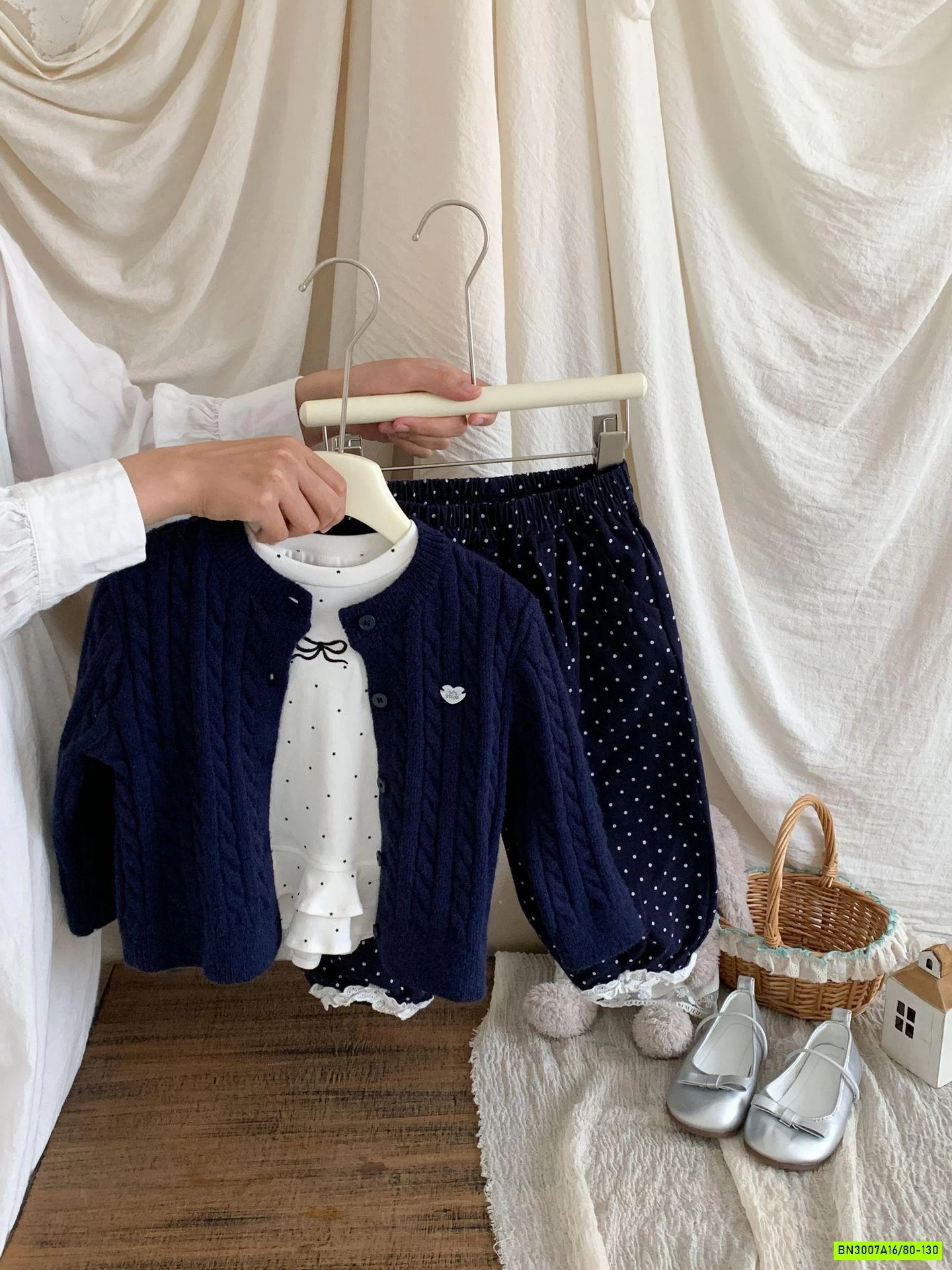 SÉT KHOÁC LEN MIX ÁO BI QUẦN BOM