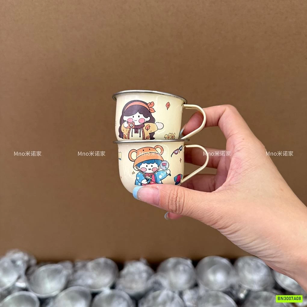 CỐC UỐNG NƯỚC DỄ THƯƠNG