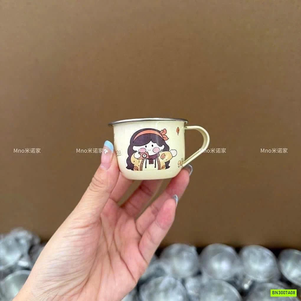 CỐC UỐNG NƯỚC DỄ THƯƠNG