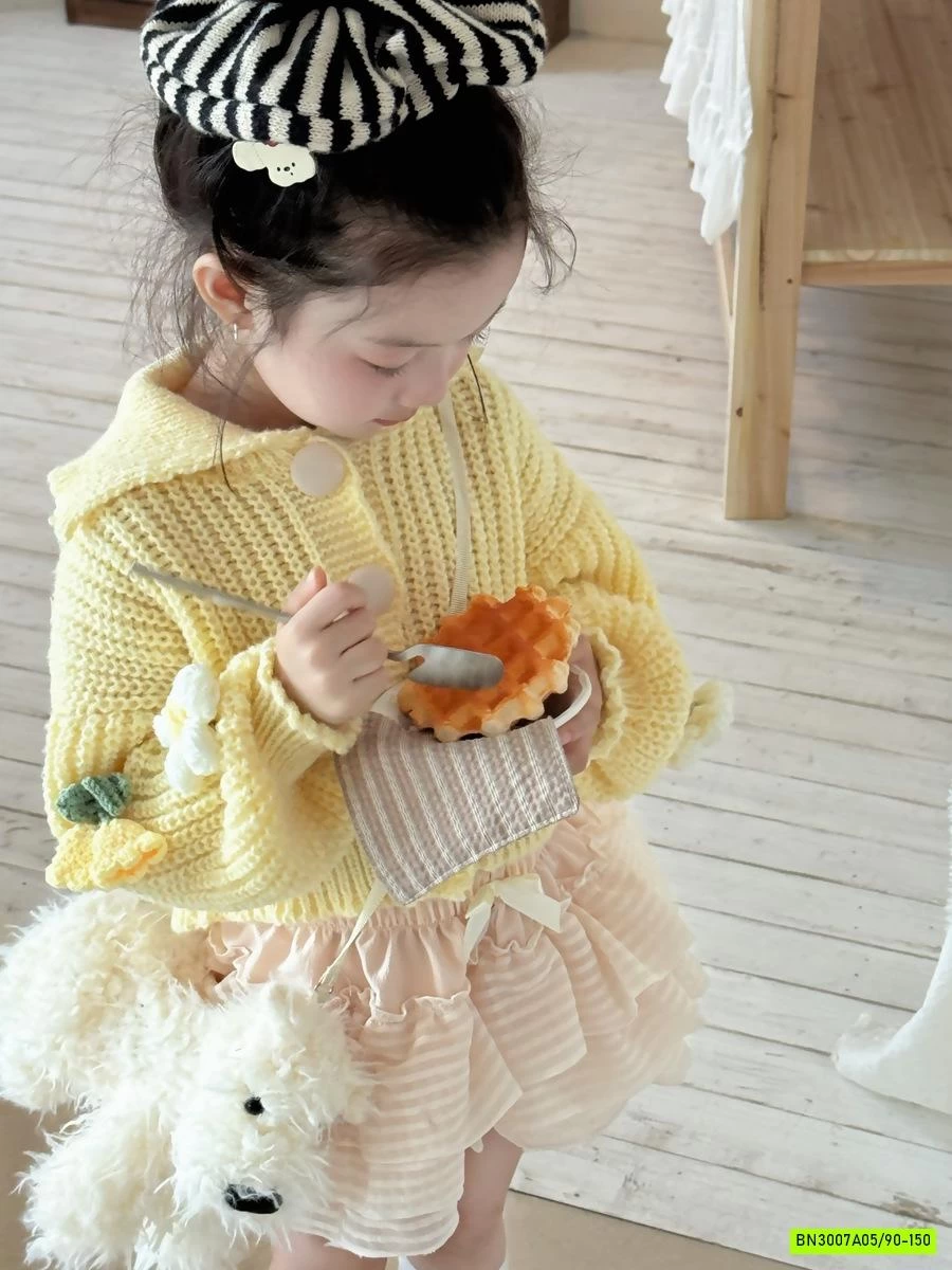 KHOÁC LEN VÀNG MIX QUẦN VÁY BÍ