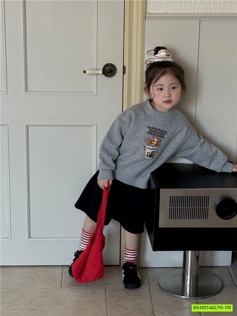 ÁO NỈ XÁM IN GẤU