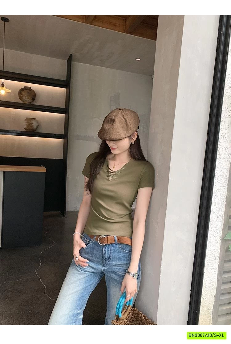 ÁO THUN NGẮN TAY CỔ V